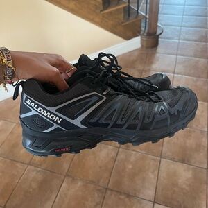 Salomon Men’s Hiking Shoes